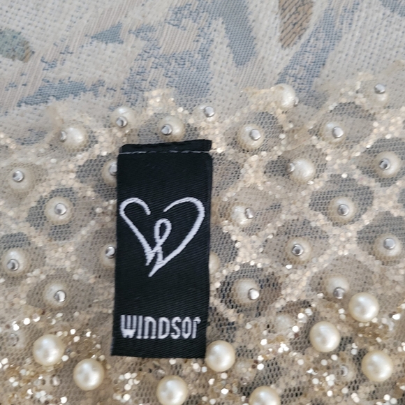 Windsor Pearl-Embellished Sheer Crop Top - Gold - Picture 3 of 4